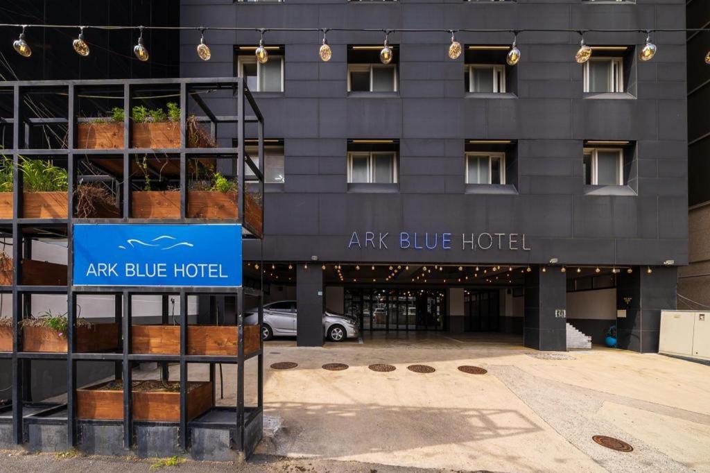 Ark Blue Hotel Пусан Экстерьер фото